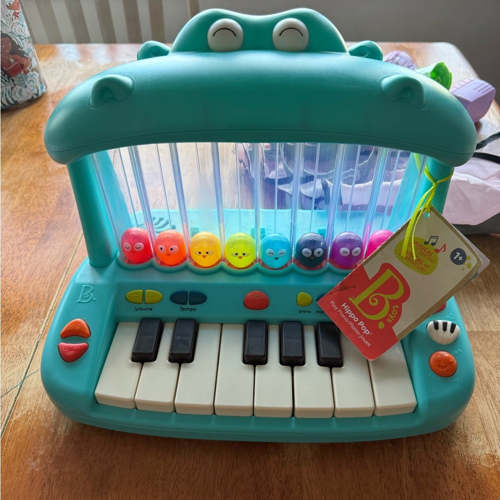 Hippo Pop Piano Toy